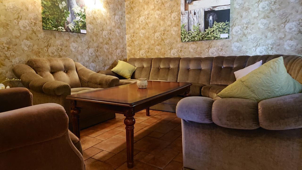 Mamma Mia Guest House Kärdla エクステリア 写真
